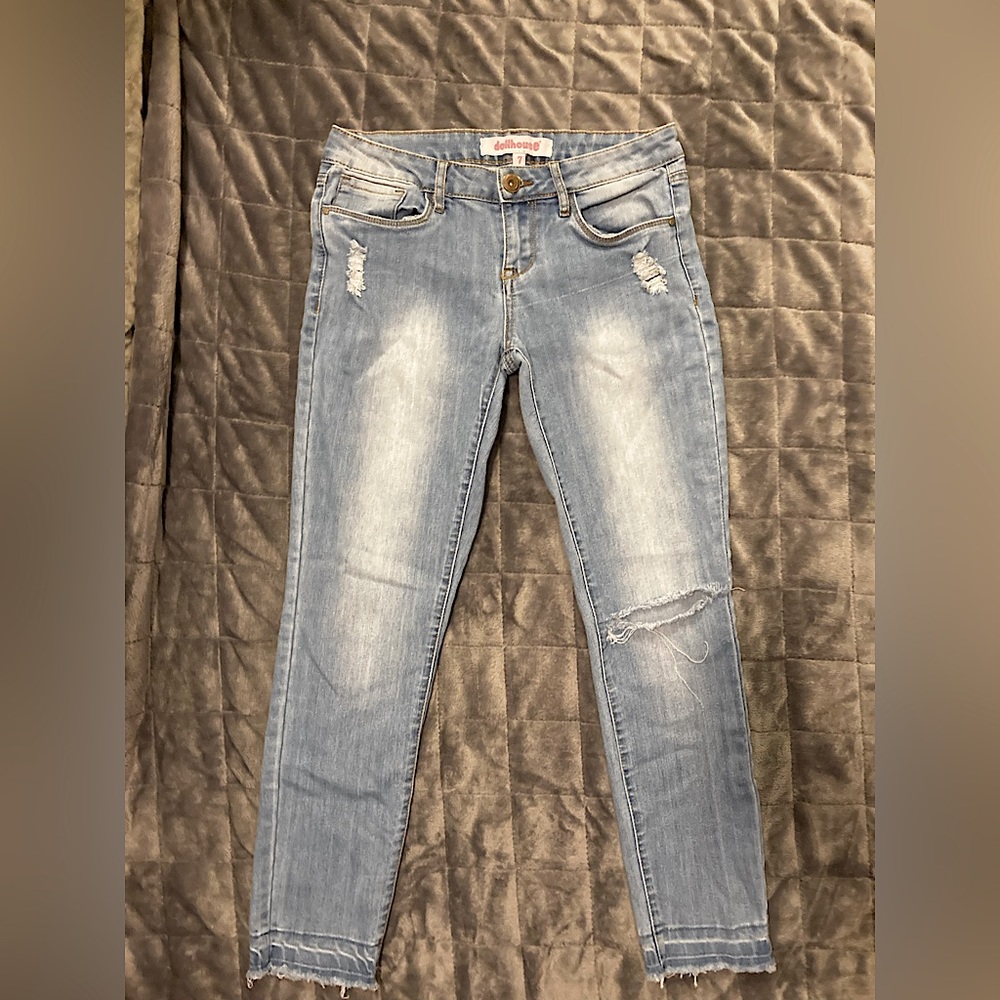 dollhouse Jean ripped straight